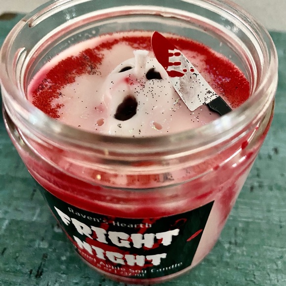 Fright Night Soy Candle 🔪 Caramel Apple Scent - Picture 3 of 5
